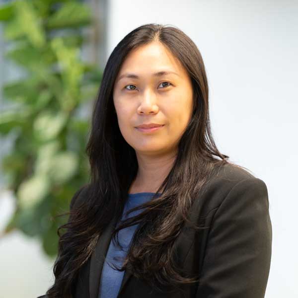 Mrs. Iris Lu